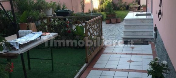 Вилла с 3 спальнями в Каррара, Италия № 109025 7