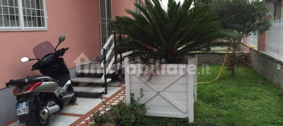 Вилла с 3 спальнями в Каррара, Италия № 109025 6