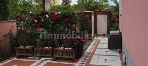 Вилла с 3 спальнями в Каррара, Италия № 109025 8