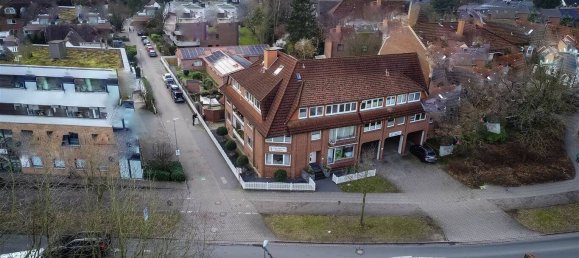 687m² Building in Harburg, Germany No. 205253 2