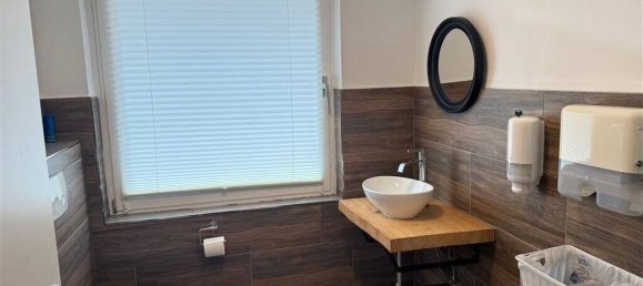 687m² Building in Harburg, Germany No. 205253 15