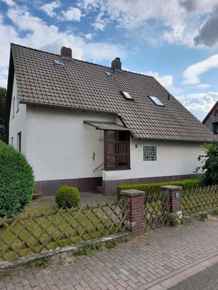 Casa de 3 dormitorios en Peine, Germany No. 289663