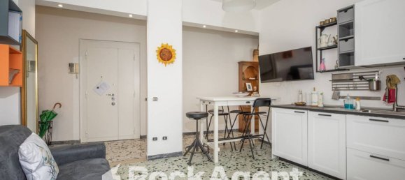 2 bedrooms Apartment in Rome, Italy No. 264259 7