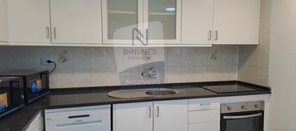 9 bedrooms Villa in Lisbon, Portugal No. 132775 2