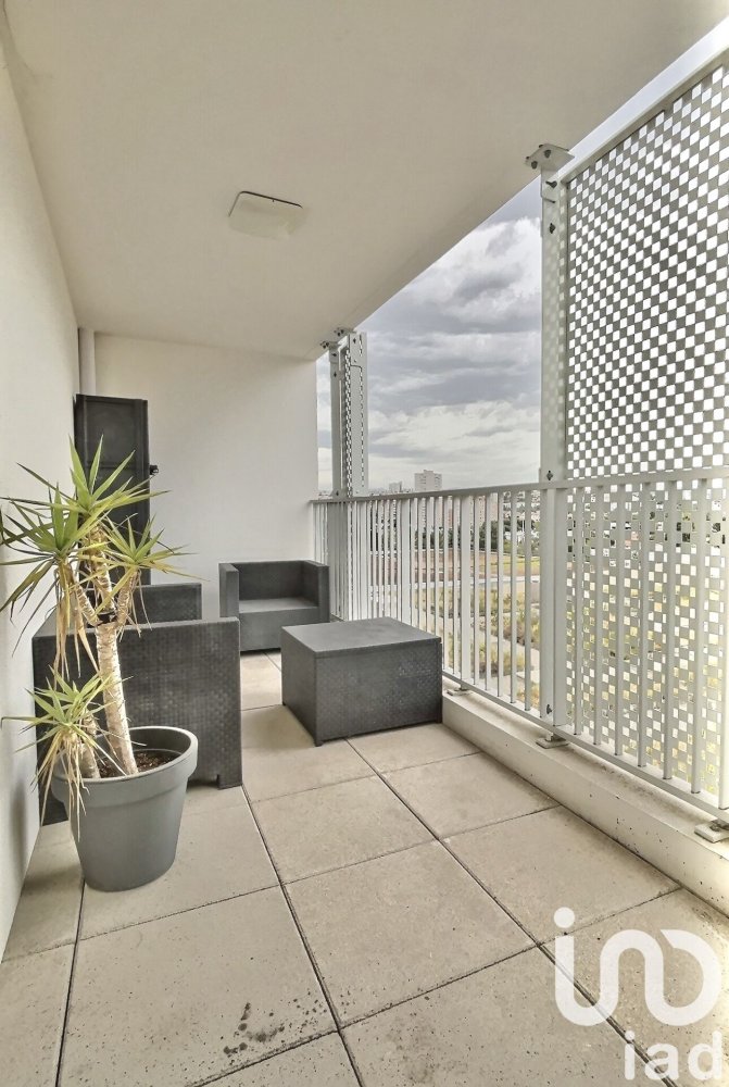 Studio in Marseille, France No. 338612