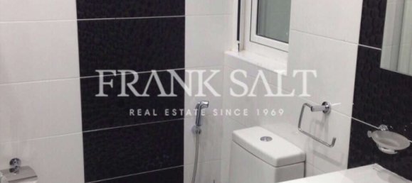 1 bedroom Apartment in Sliema, Malta No. 9166 3