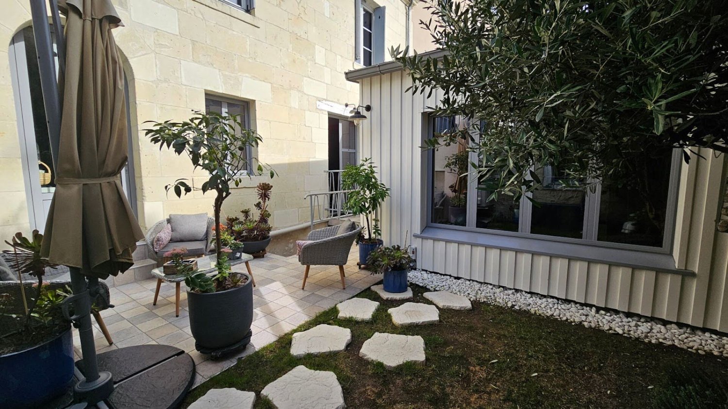 Дом с 3 спальнями в Люин, Франция № 215757