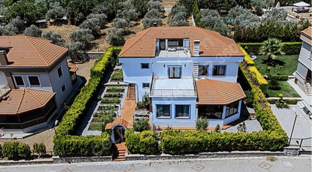 فيلا 6+1 في Izmir, Turkey رقم 40991