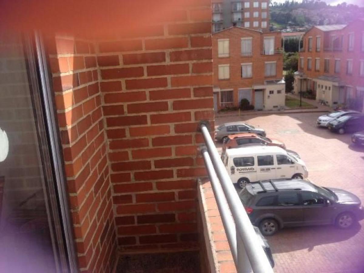 3 bedrooms House in Bogota, Colombia No. 13675