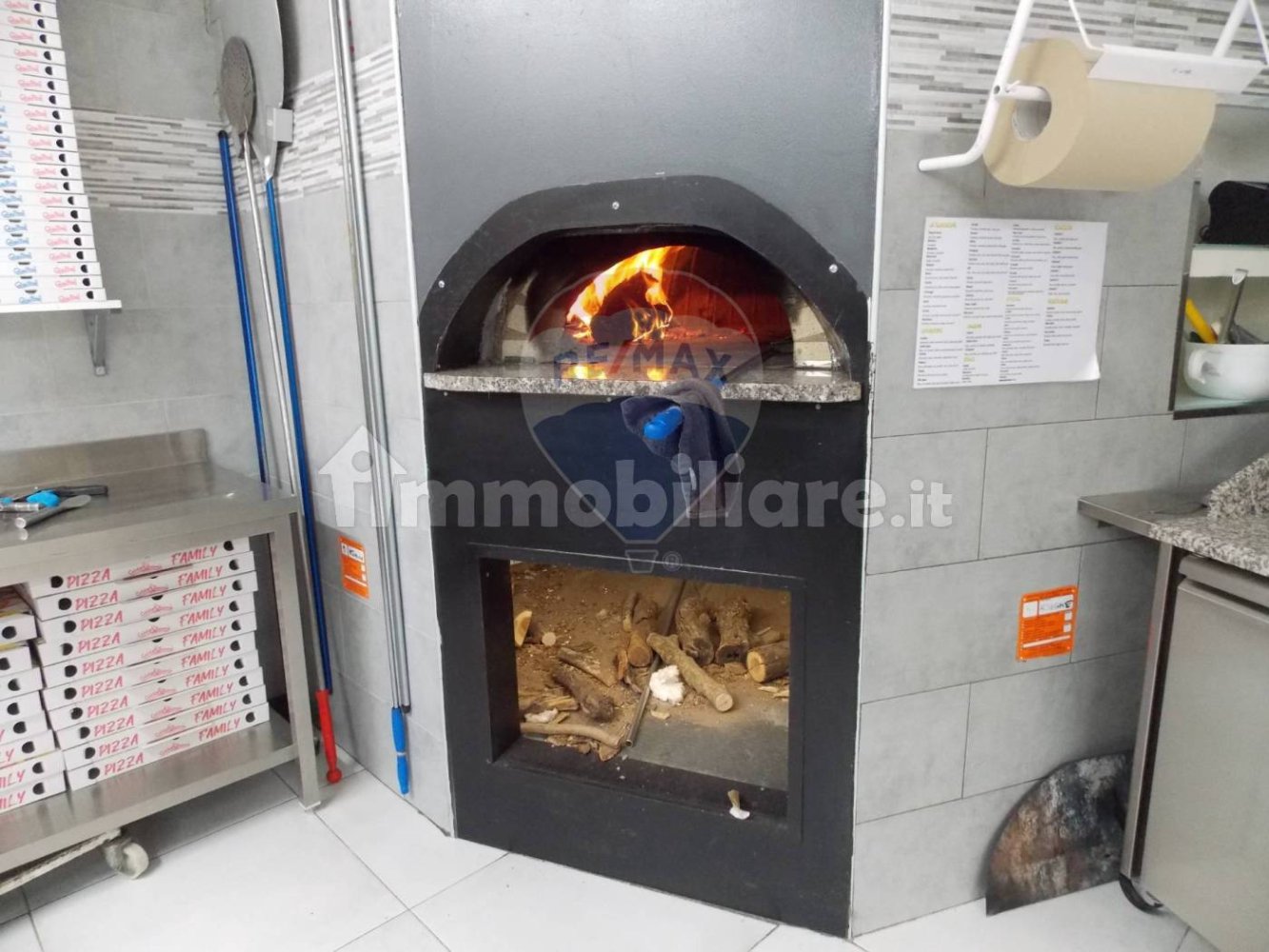 3 rooms Commercial property in Ragusa, Italy No. 54873