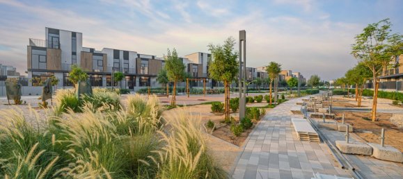 Вилла с 4 спальнями в Мудон, ОАЭ № 113381 5