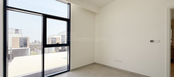 Вилла с 4 спальнями в Мудон, ОАЭ № 113381 14