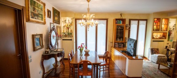 3غرفة منزل ذو طابقين في Monza, Italy رقم 334595 16