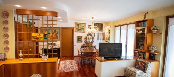 3غرفة منزل ذو طابقين في Monza, Italy رقم 334595 4