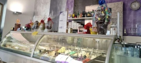 55m² Commercial property in Bernareggio, Italy No. 364557 3