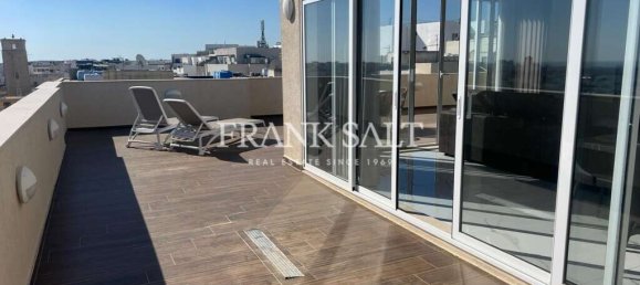 2 bedrooms Penthouse in Swieqi, Malta No. 10490 3
