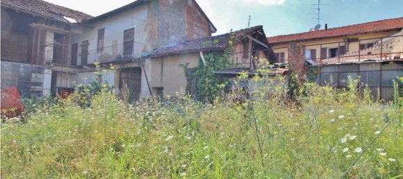 3 bedrooms House in Cerro Maggiore, Italy No. 373153 7