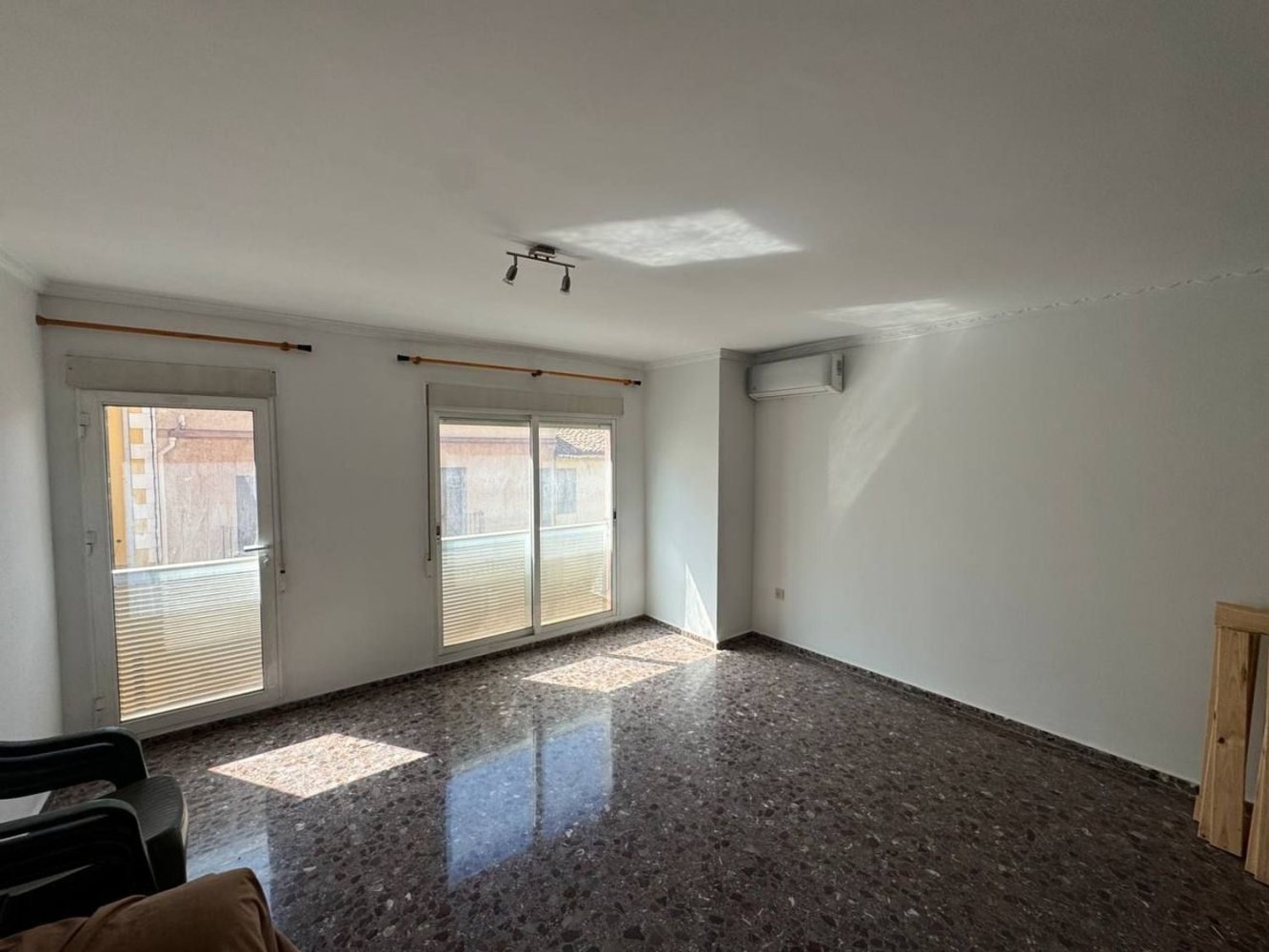  مكتب في Gandia, Spain 25متر مربع رقم 278533