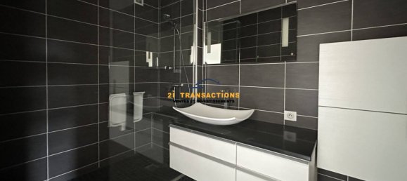 3 bedrooms Apartment in Saint-Priest-en-Jarez, France No. 358624 7