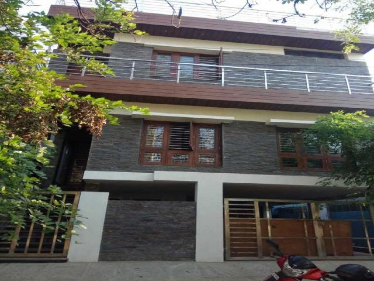 Casa de 3 dormitorios en Bangalore, India No. 5103