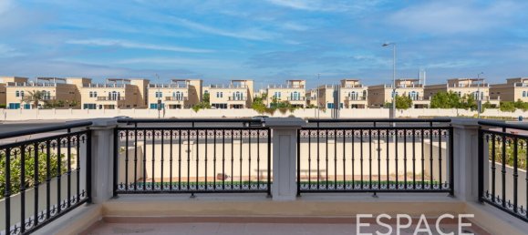 4 bedrooms Villa for sale in Jumeirah Park, Dubai, UAE № 108419 10