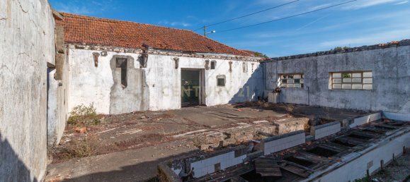 Entrepôt à Alcanena, Portugal 584m² No. 15266 21