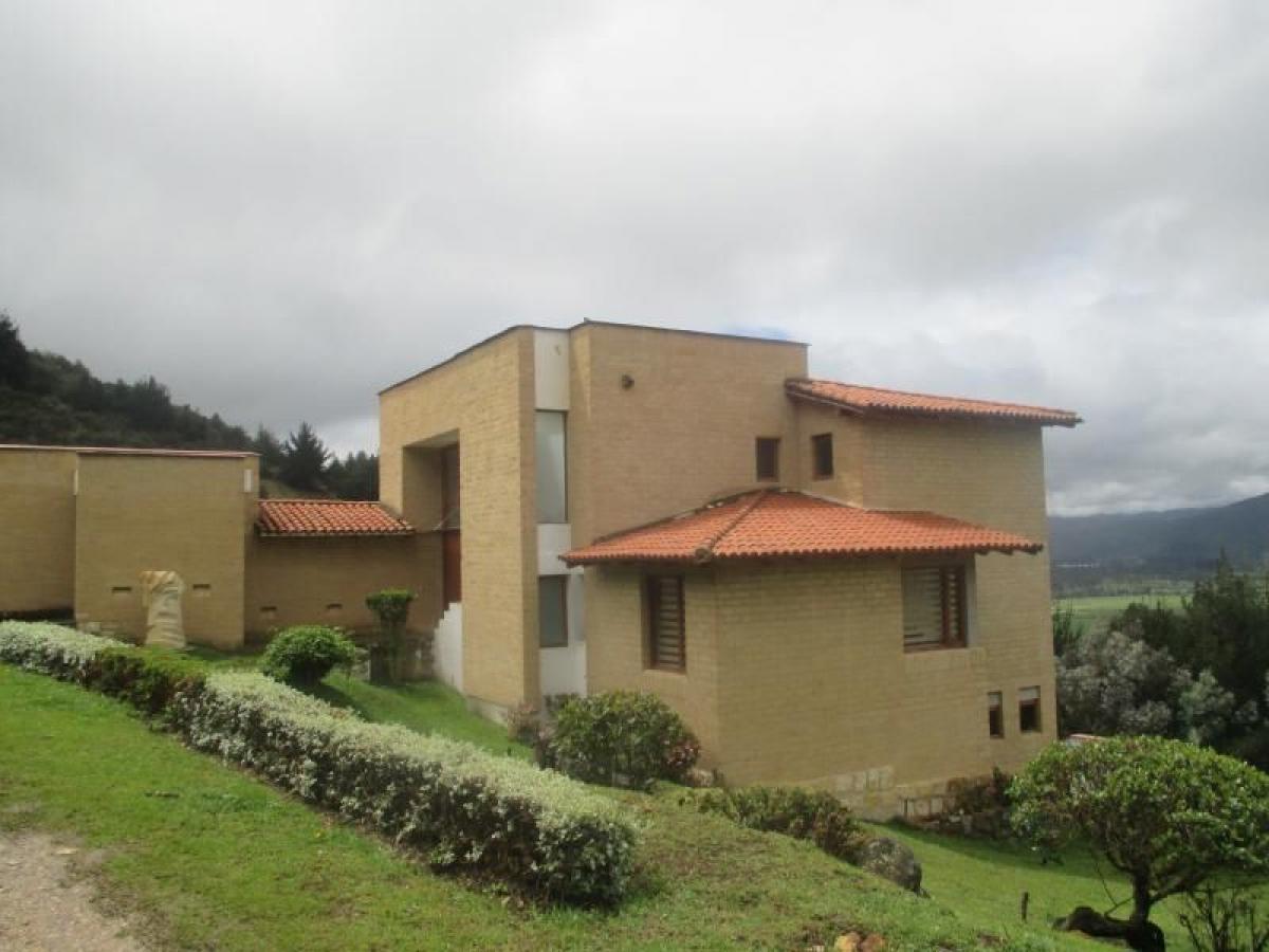 Casa T3 em Cundinamarca, Colombia N.º 3644