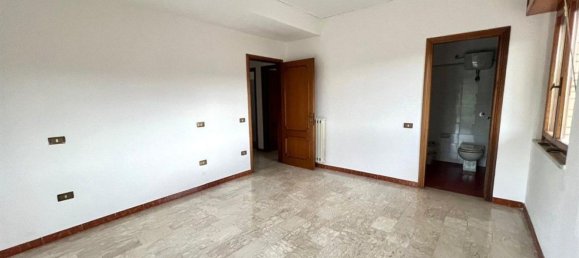 5-salle Appartement à Frosinone, Italy No. 51609 17