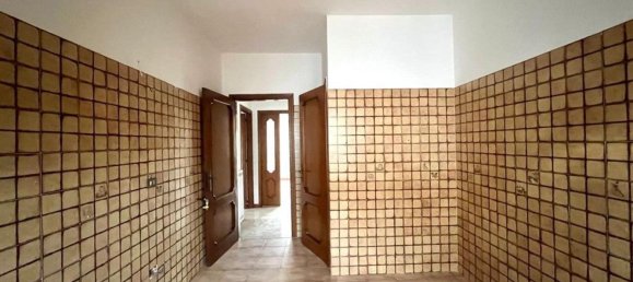 5-salle Appartement à Frosinone, Italy No. 51609 8