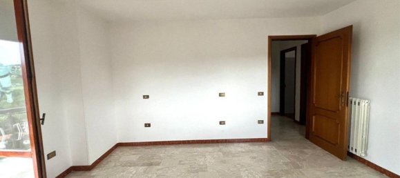 5-salle Appartement à Frosinone, Italy No. 51609 16