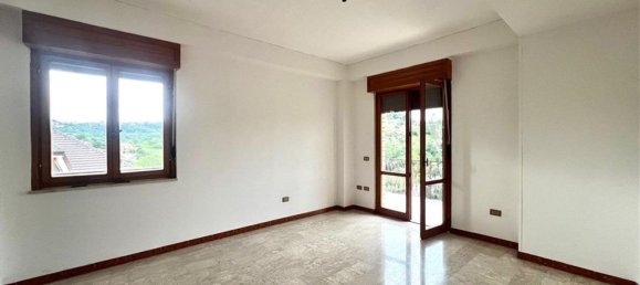 5-salle Appartement à Frosinone, Italy No. 51609 14