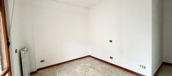 5-salle Appartement à Frosinone, Italy No. 51609 19