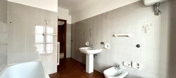 5-salle Appartement à Frosinone, Italy No. 51609 11