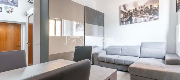 2-Zimmer Doppelhaus in Garbagnate Milanese, Italy, Nr. 331530 2