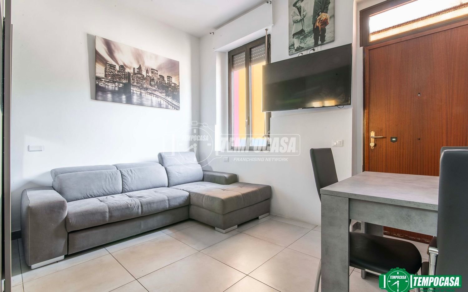 2-Zimmer Doppelhaus in Garbagnate Milanese, Italy, Nr. 331530