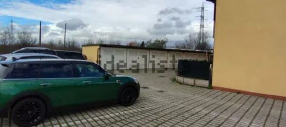 2 rooms Apartment in Scandicci, Italy No. 10935 9