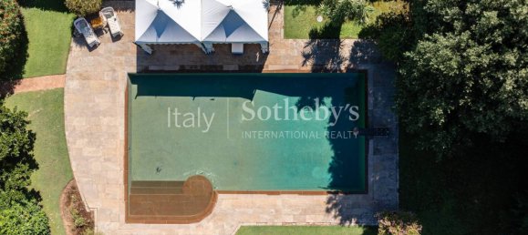7 bedrooms Villa in Lucca, Italy No. 306137 4