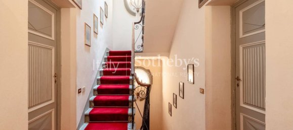 7 bedrooms Villa in Lucca, Italy No. 306137 24