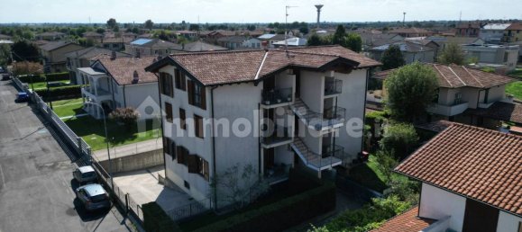 2 bedrooms Apartment in Comezzano Cizzago, Italy No. 346785 20