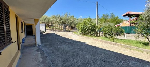 3 Schlafzimmer Villa in Rende, Italy, Nr. 320787 24