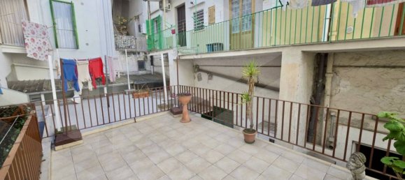 3 rooms Apartment in Molfetta, Italy No. 20300 4