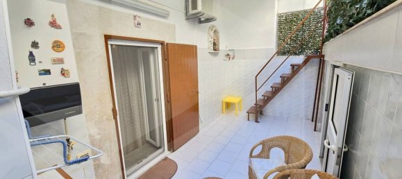 3 rooms Apartment in Molfetta, Italy No. 20300 7