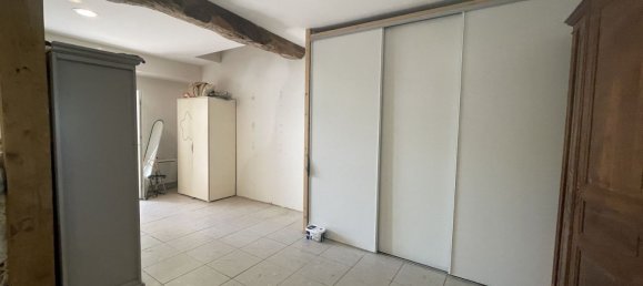 3 bedrooms House in Thure, France No. 302622 15