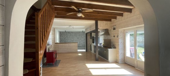 3 bedrooms House in Thure, France No. 302622 4