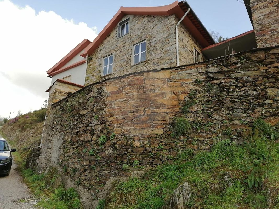 2 Schlafzimmer Haus in Gois, Portugal, Nr. 34201
