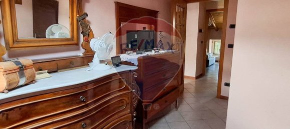 4 bedrooms House in Pedara, Italy No. 356178 3