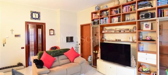 Квартира с 4 комнатами в Мазлианико, Италия № 215024 13