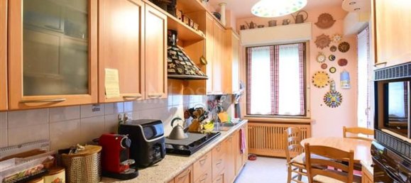 Квартира с 4 комнатами в Мазлианико, Италия № 215024 5