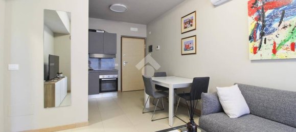 Квартира с 2 спальнями в Джулианова, Италия № 170299 12