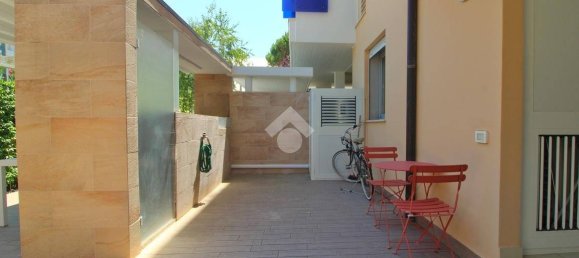 Квартира с 2 спальнями в Джулианова, Италия № 170299 2